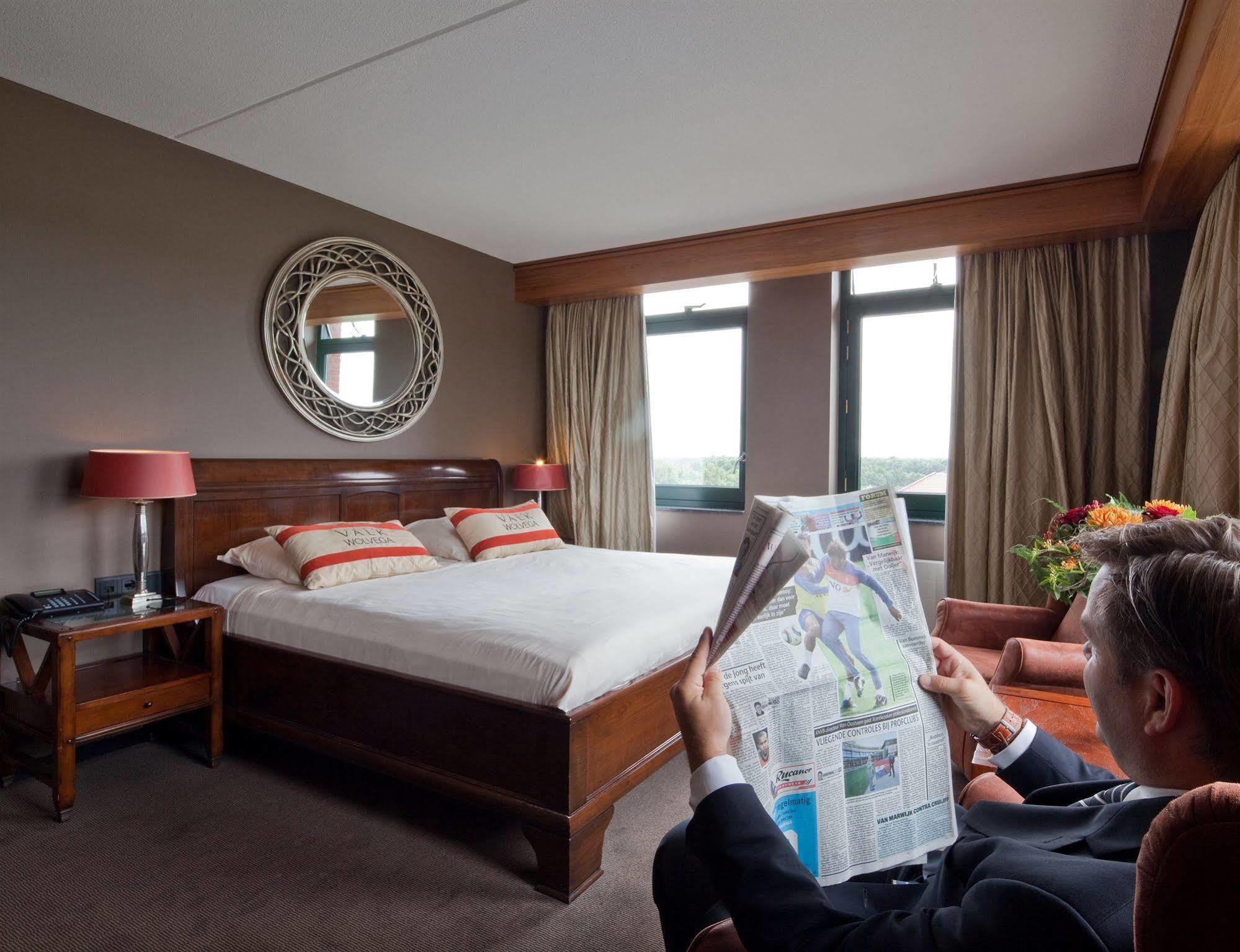 Hotel Van Der Valk Wolvega-Heerenveen Bagian luar foto